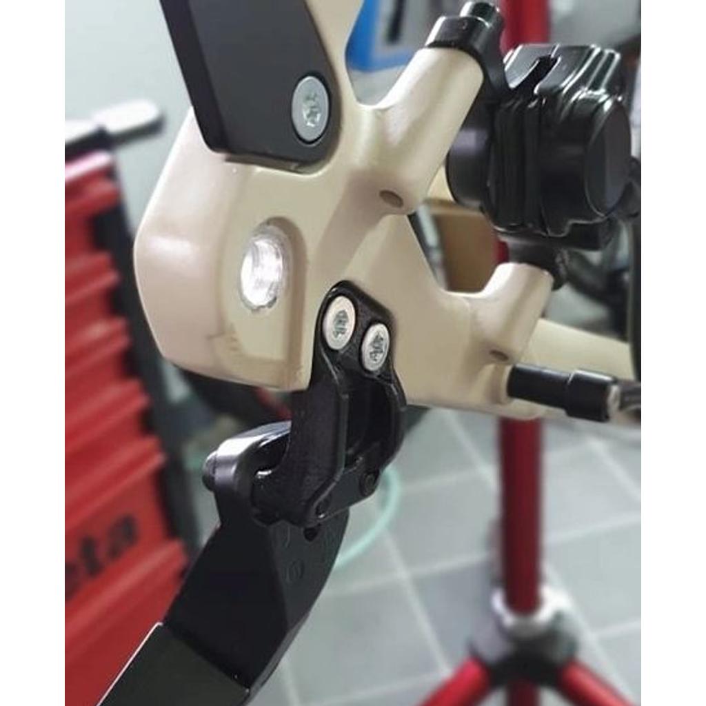 xlc kickstand installation